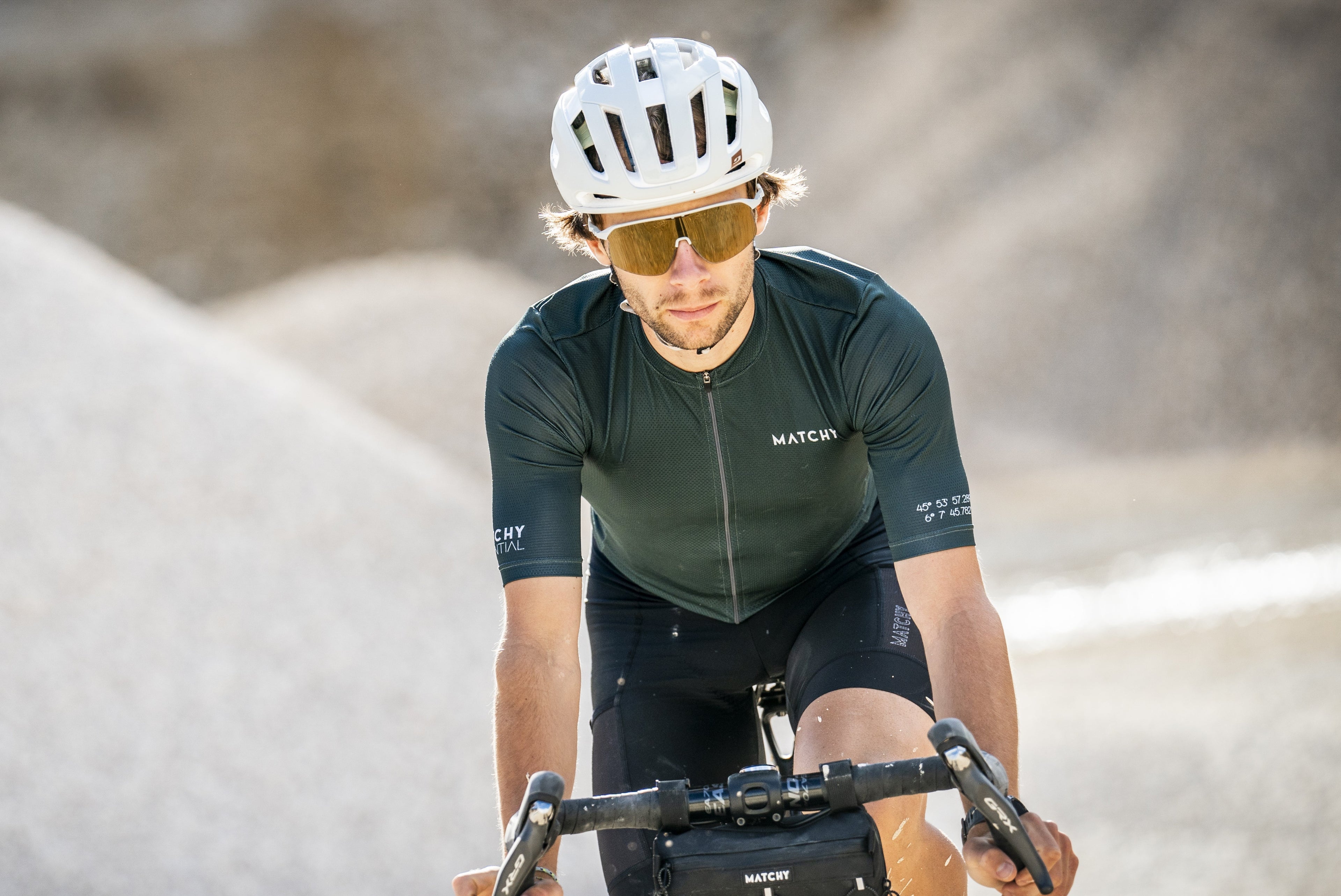Why Photochromic Lenses Improve Your Cycling Experience?