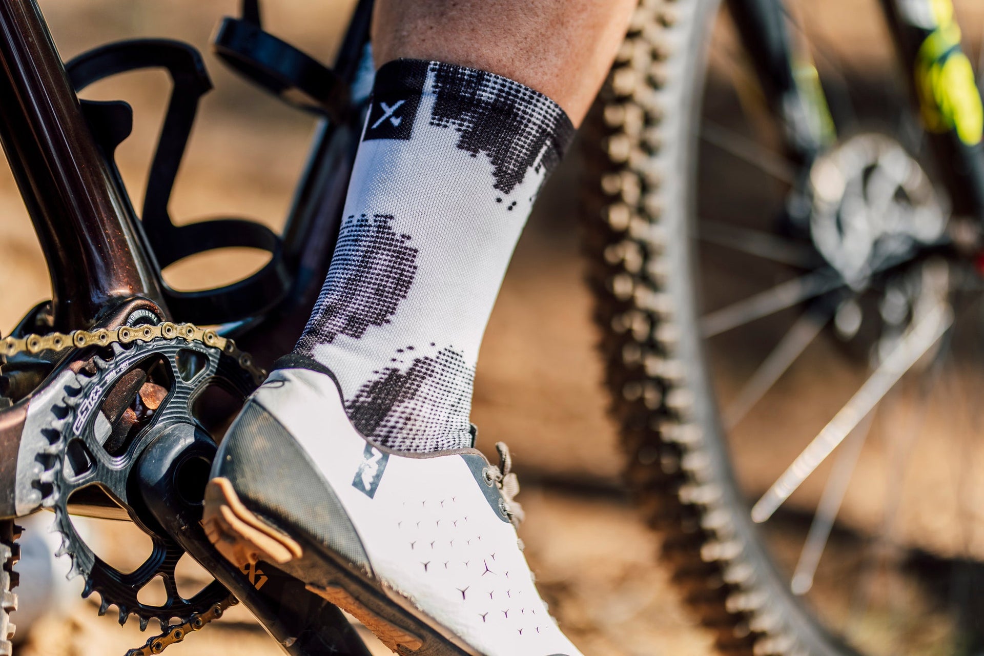 JULBO × SOX FOOTWEAR